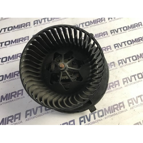  Моторчик обогревателя салона VW Passat B6 2005-2010 1K1819015